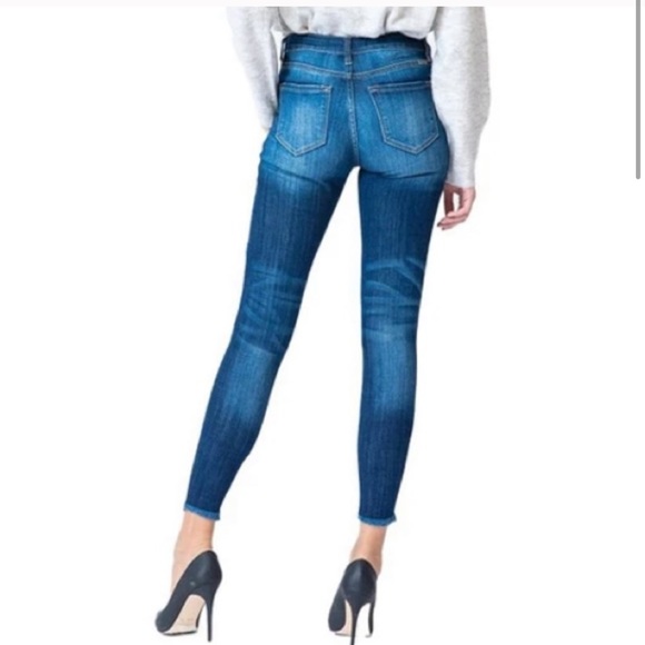 Kancan Mid Rise Distressed Skinny Ankle Jeans NWT - Picture 2 of 7